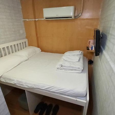 Cozy Inn Jordan Station Hong Kong Exterior photo